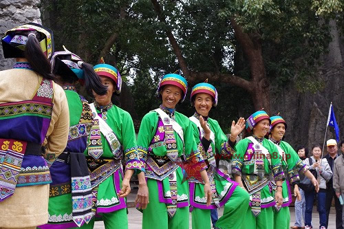 天下の奇観石林と西山の龍門