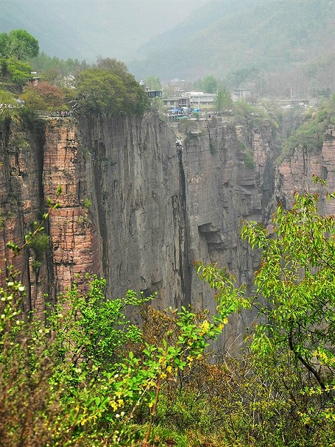 郭亮村