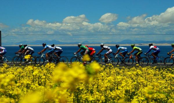 自転車で世界に二番目大きな内陸湖ー青海湖を身近く体験の旅