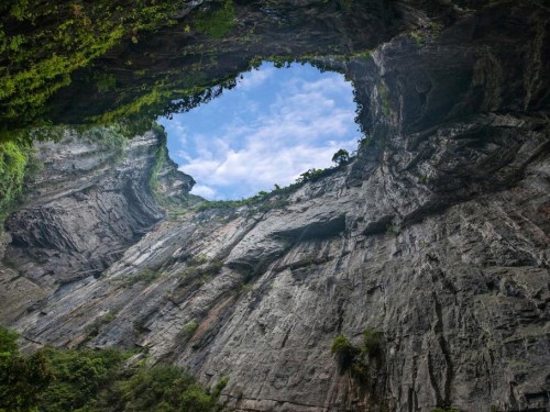 世界自然遺産の武隆カルストと世界文化遺産の大足石刻