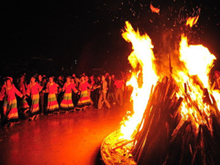 熱烈の火祭リ、いよいよ開催！